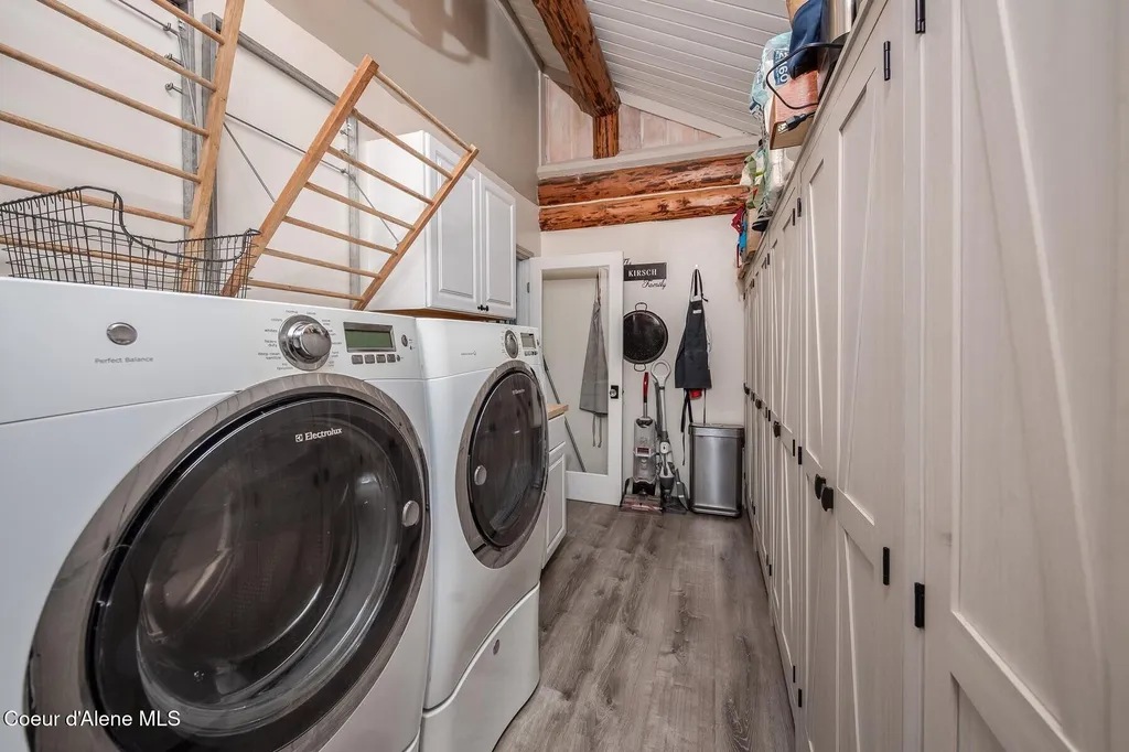 480 Sunnyside Ridge Road Sandpoint ID 83864