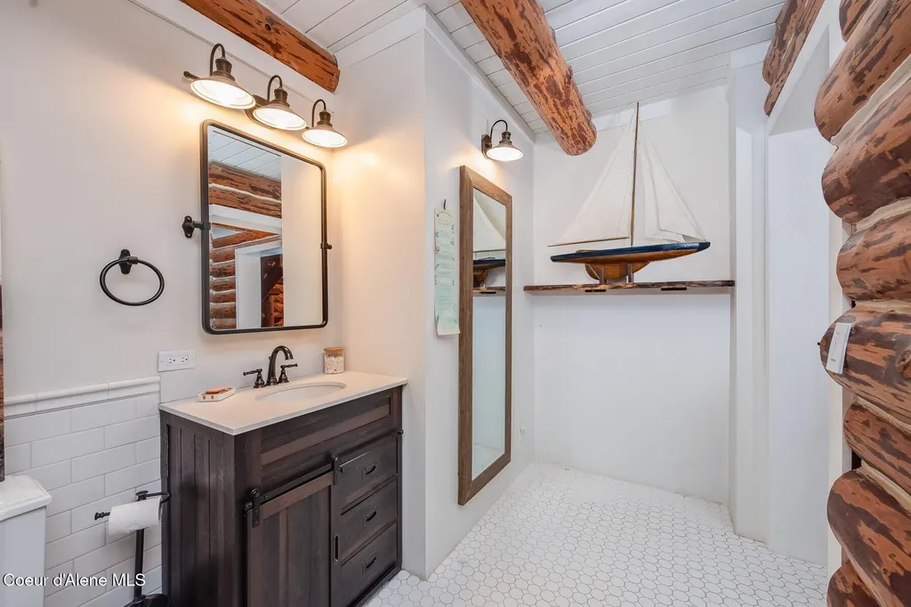 480 Sunnyside Ridge Road Sandpoint ID 83864