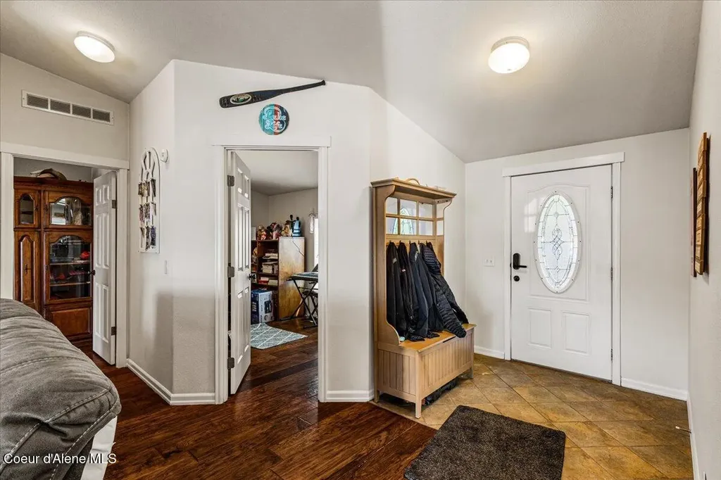 13075 S Shore Drive Cataldo ID 83810