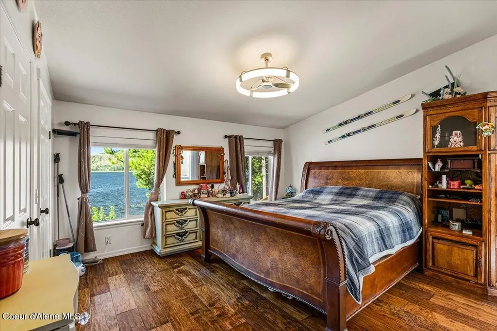 13075 S Shore Drive Cataldo ID 83810