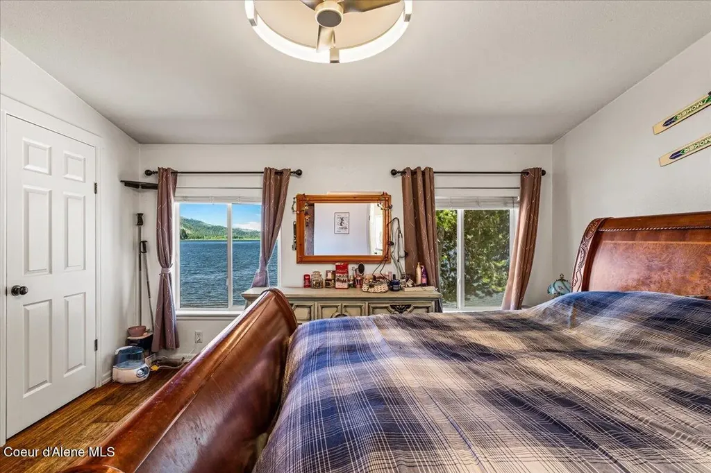 13075 S Shore Drive Cataldo ID 83810