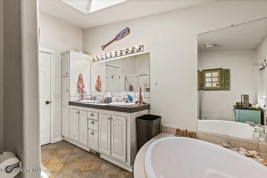 13075 S Shore Drive Cataldo ID 83810