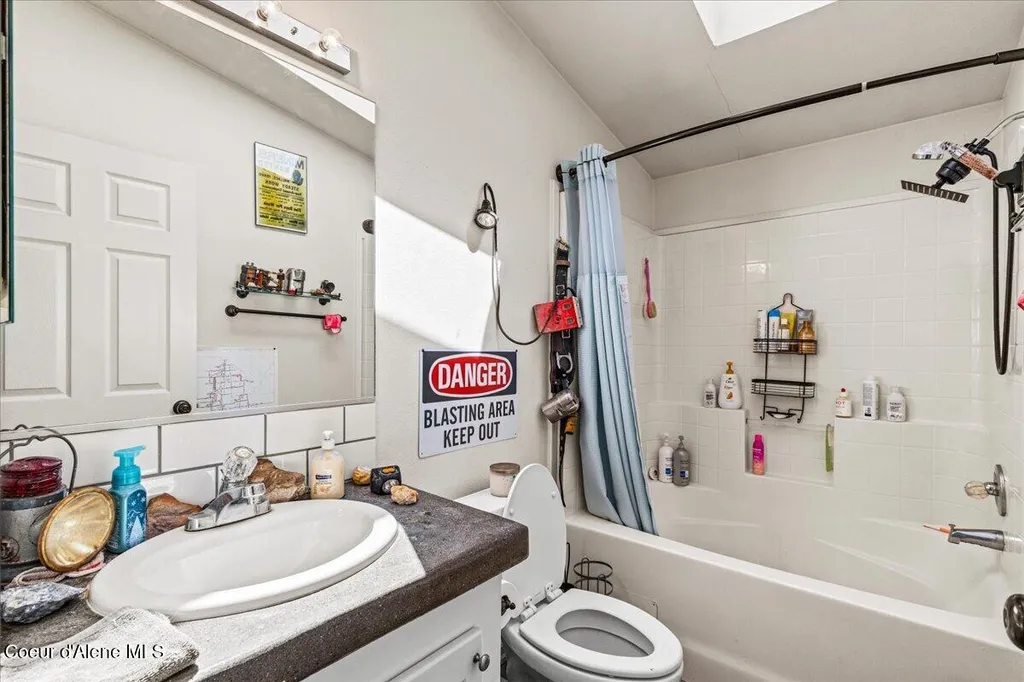 13075 S Shore Drive Cataldo ID 83810