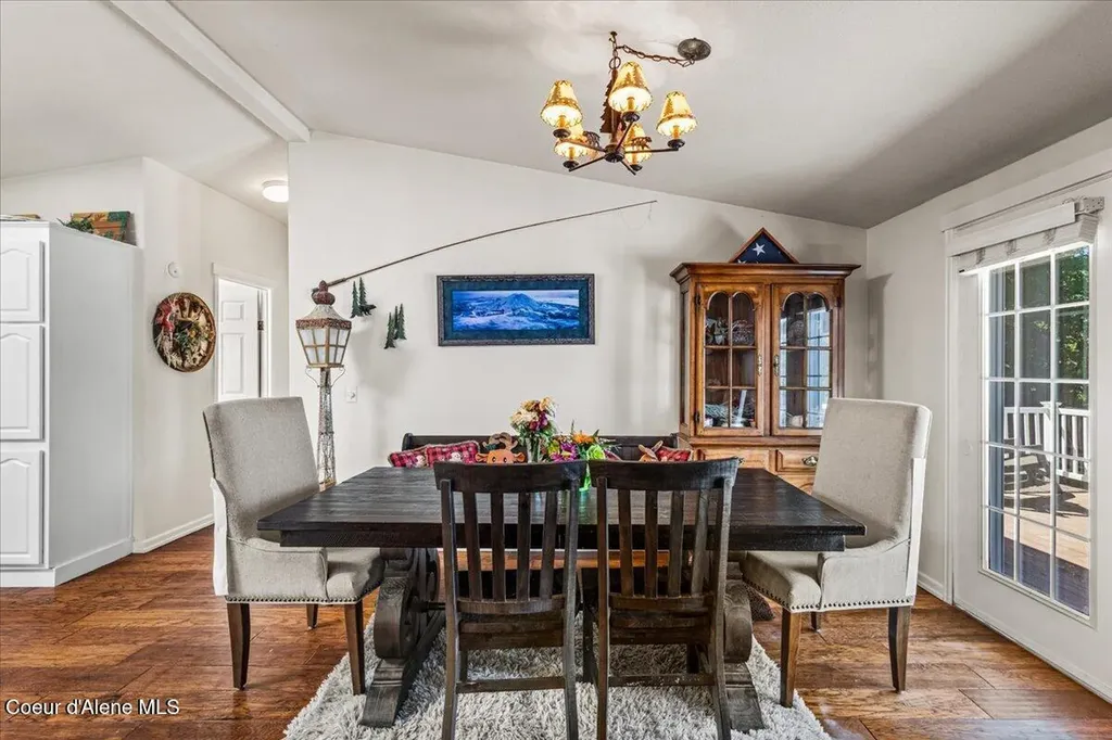 13075 S Shore Drive Cataldo ID 83810
