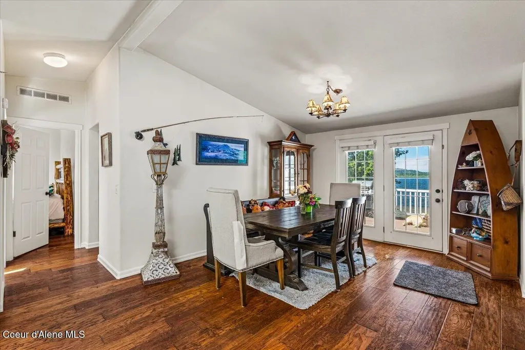13075 S Shore Drive Cataldo ID 83810