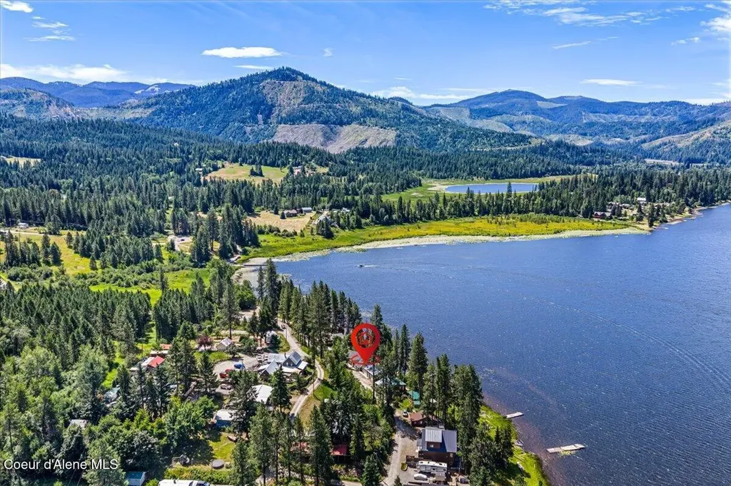 13075 S Shore Drive Cataldo ID 83810
