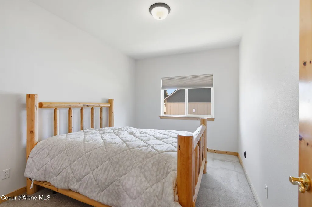 103A Chardonnay Drive Blanchard ID 83804