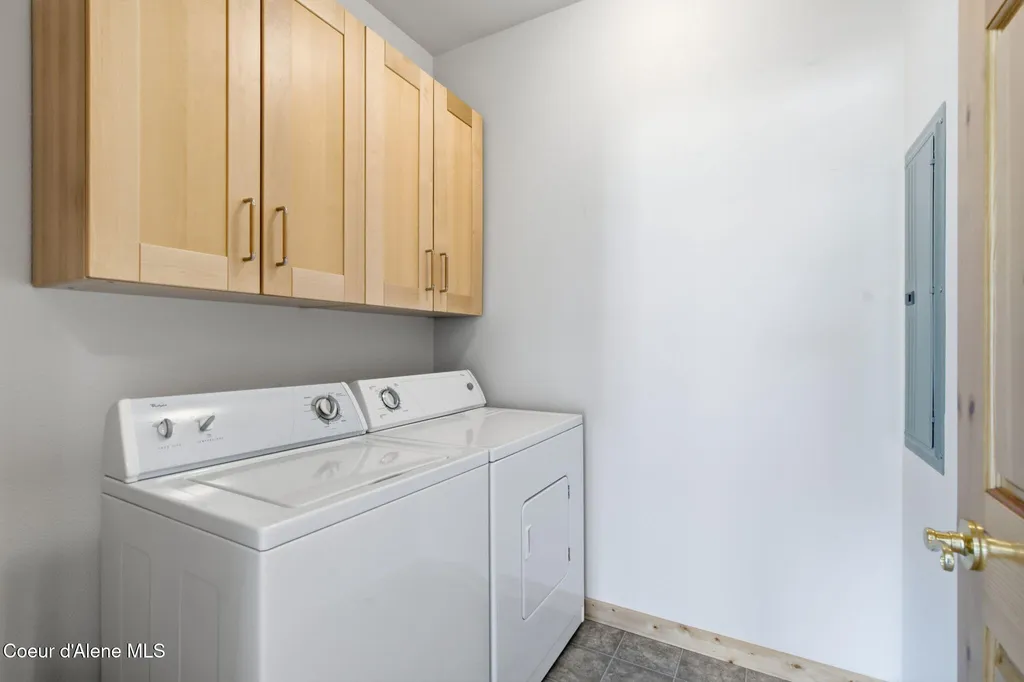 103A Chardonnay Drive Blanchard ID 83804