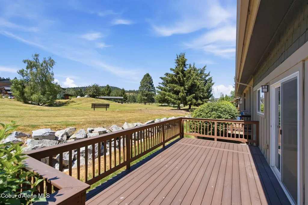 103A Chardonnay Drive Blanchard ID 83804