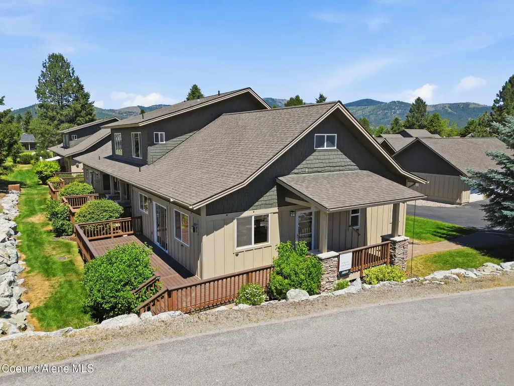 103A Chardonnay Drive Blanchard ID 83804