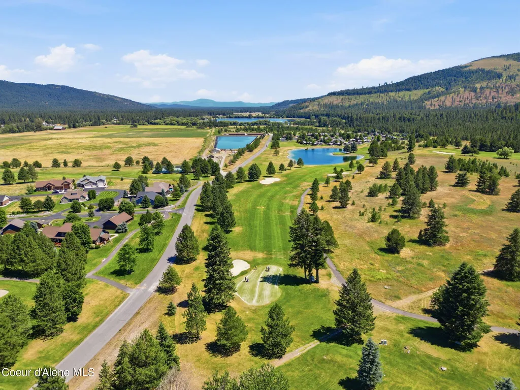 103A Chardonnay Drive Blanchard ID 83804