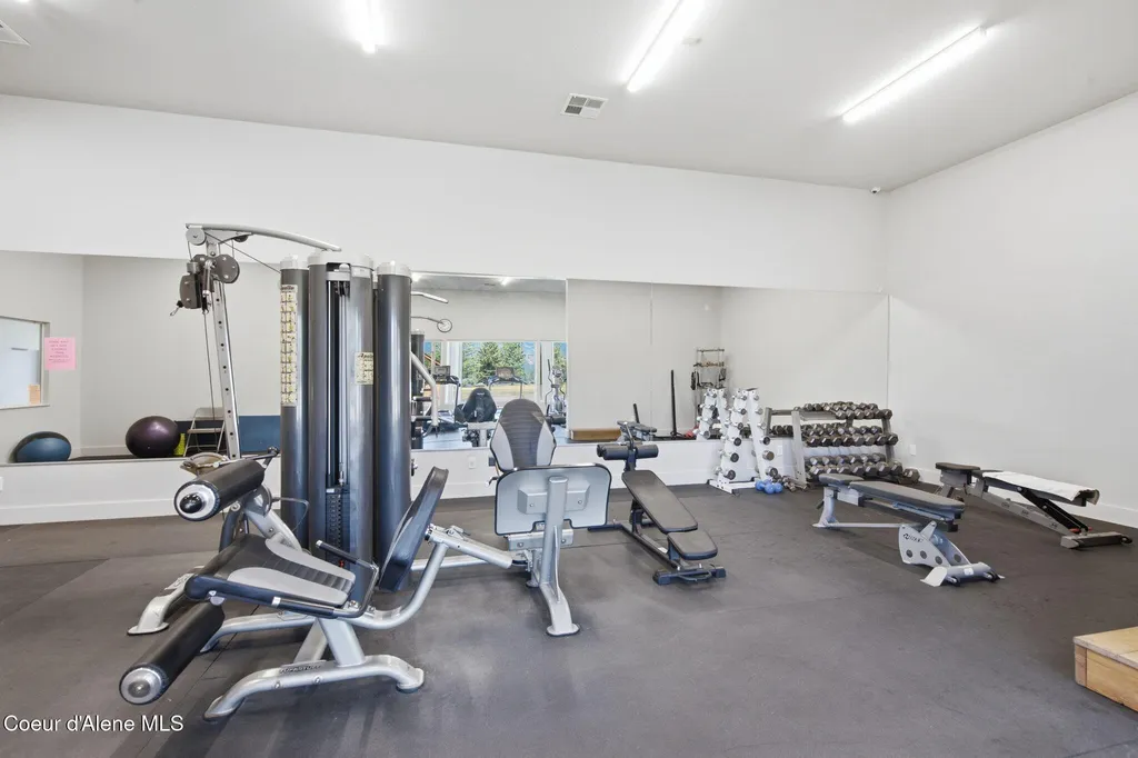 103A Chardonnay Drive Blanchard ID 83804