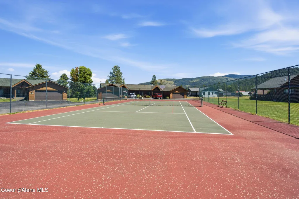 103A Chardonnay Drive Blanchard ID 83804