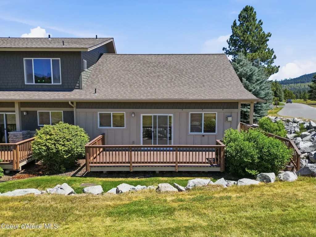 103A Chardonnay Drive Blanchard ID 83804