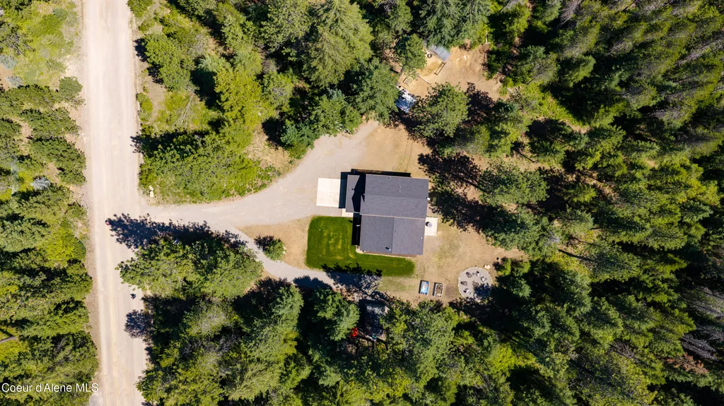 32127 N Hayden Drive Spirit Lake ID 83869