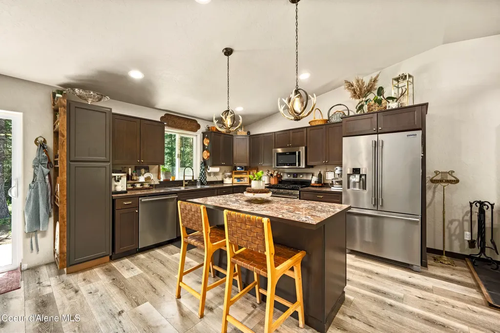 32127 N Hayden Drive Spirit Lake ID 83869