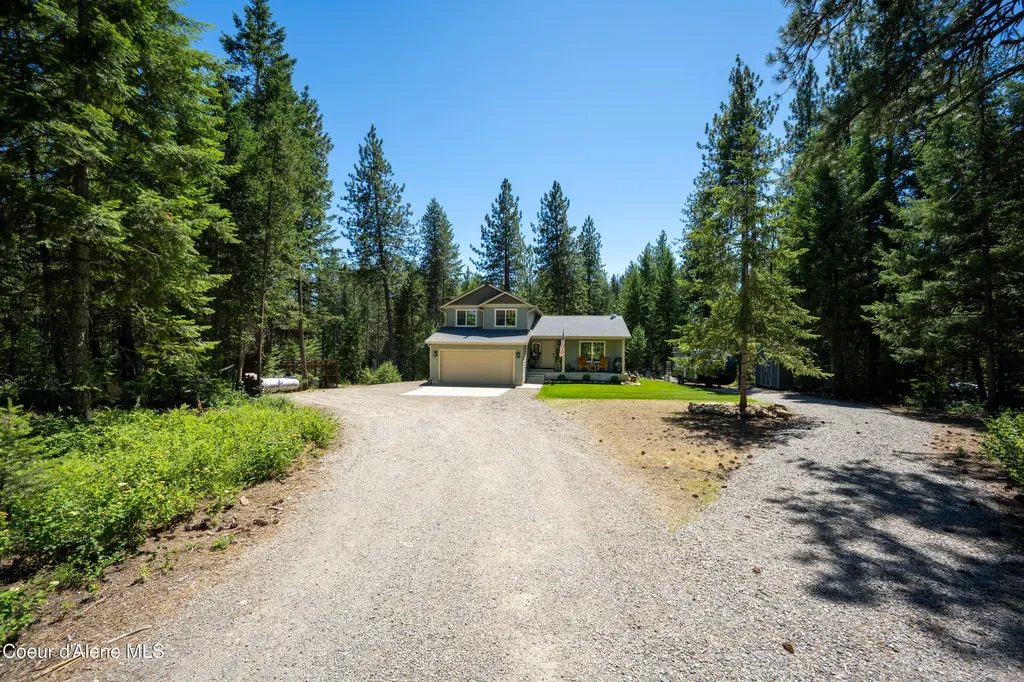 32127 N Hayden Drive Spirit Lake ID 83869