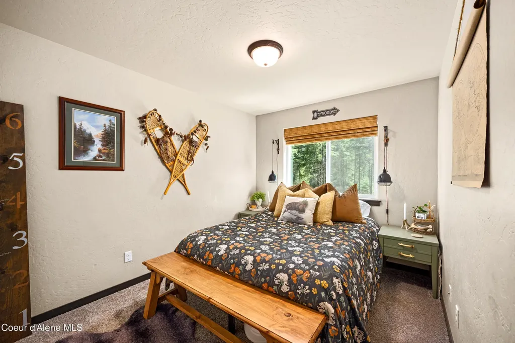 32127 N Hayden Drive Spirit Lake ID 83869
