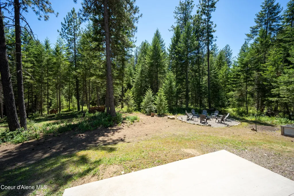 32127 N Hayden Drive Spirit Lake ID 83869