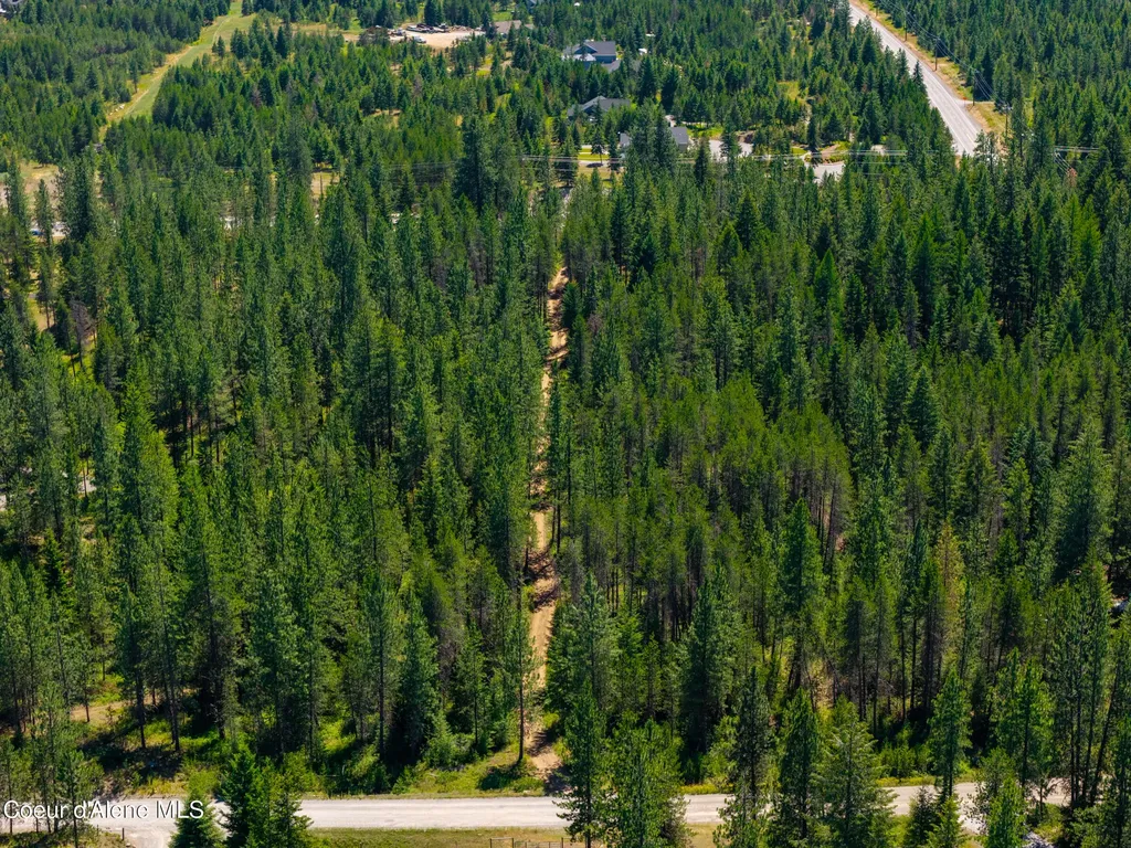 32127 N Hayden Drive Spirit Lake ID 83869