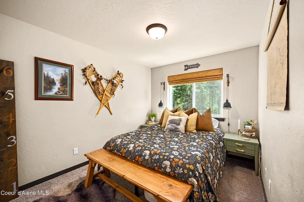 32127 N Hayden Drive Spirit Lake ID 83869