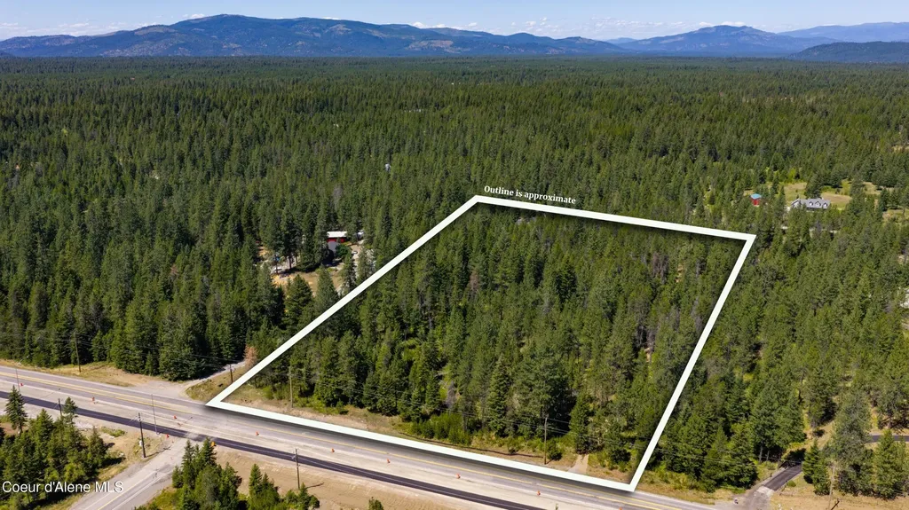 32127 N Hayden Drive Spirit Lake ID 83869