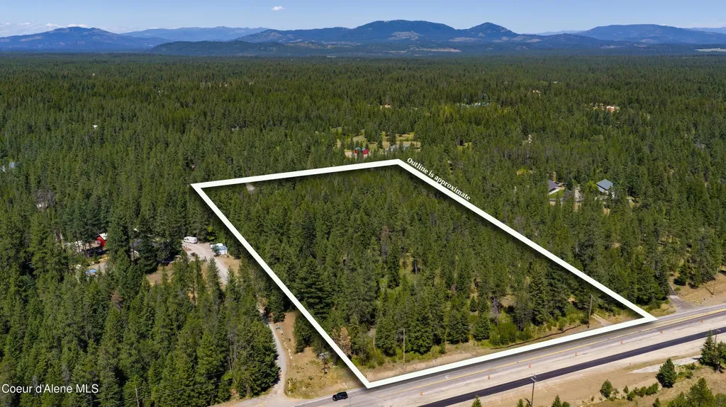 32127 N Hayden Drive Spirit Lake ID 83869