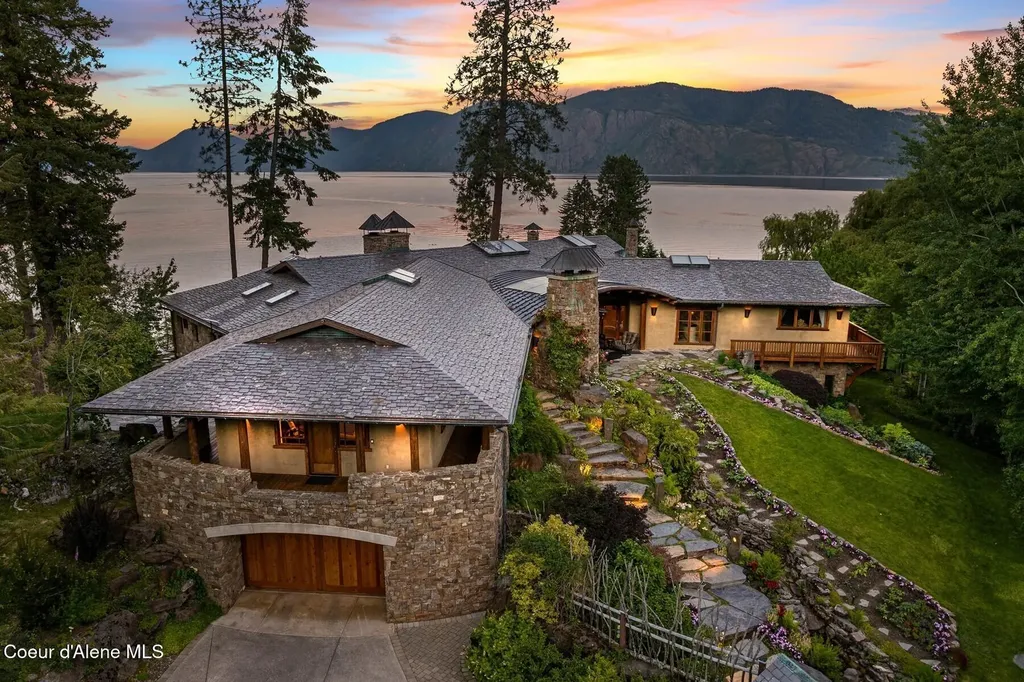 552 Loch Haven Sagle ID 83860