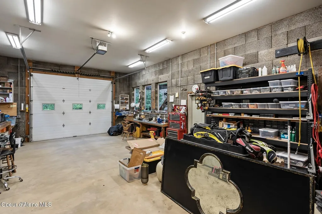 552 Loch Haven Sagle ID 83860