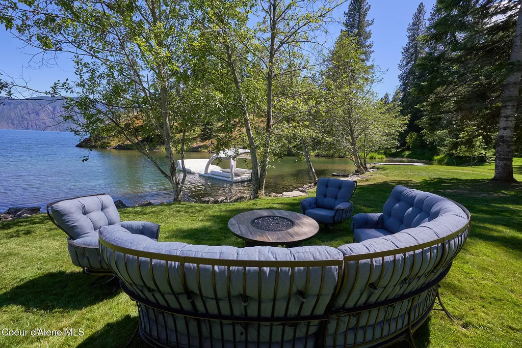 552 Loch Haven Sagle ID 83860