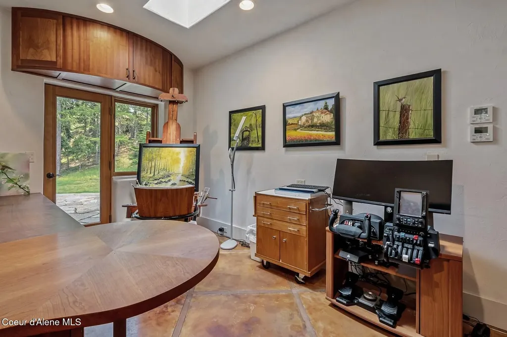 552 Loch Haven Sagle ID 83860