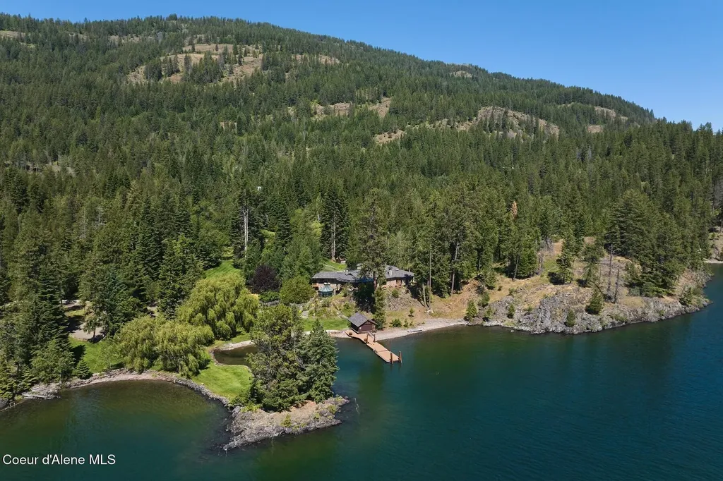 552 Loch Haven Sagle ID 83860