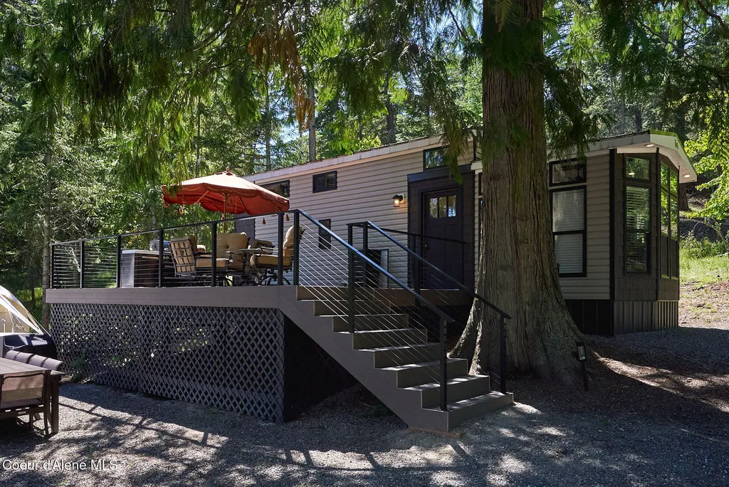 552 Loch Haven Sagle ID 83860