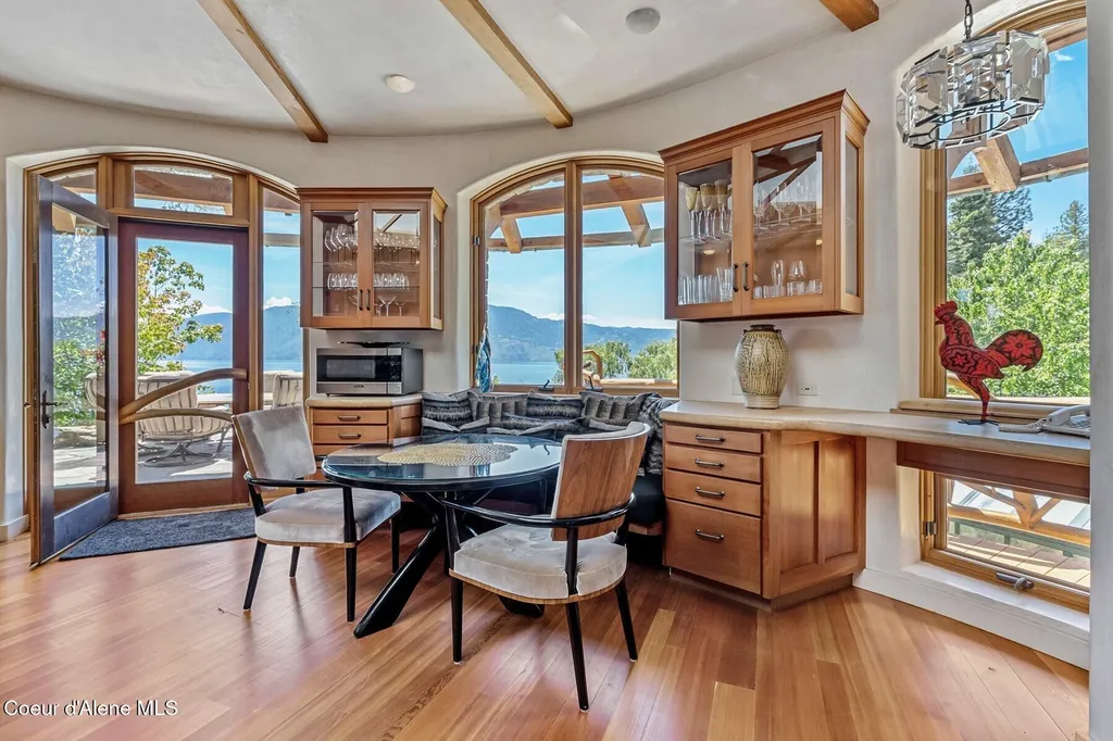 552 Loch Haven Sagle ID 83860