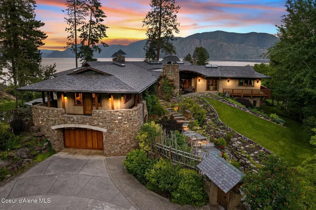 552 Loch Haven Sagle ID 83860