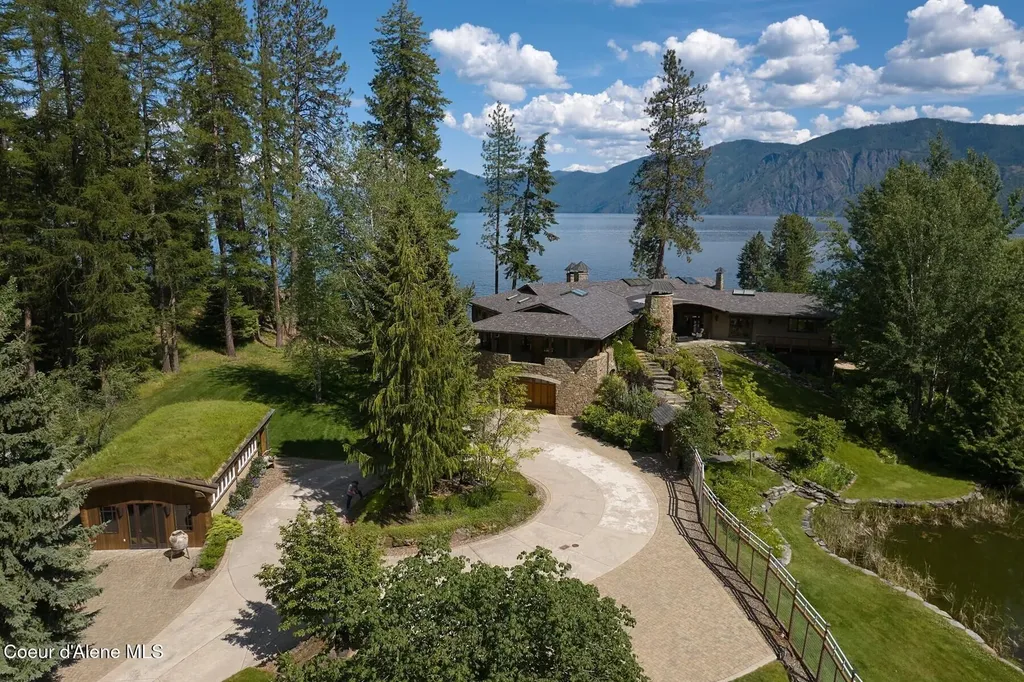 552 Loch Haven Sagle ID 83860