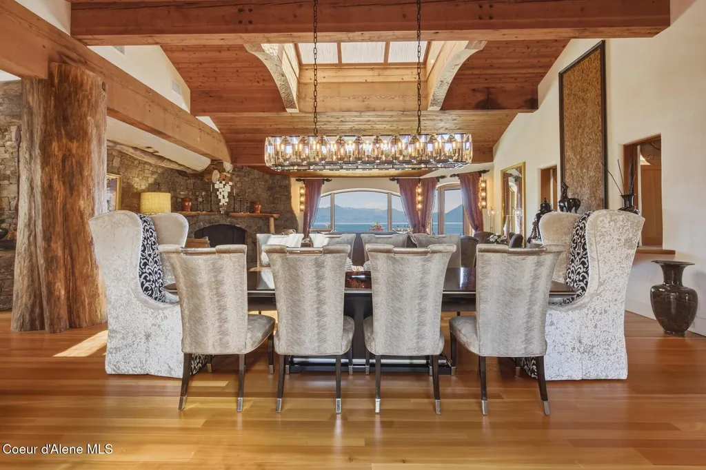552 Loch Haven Sagle ID 83860