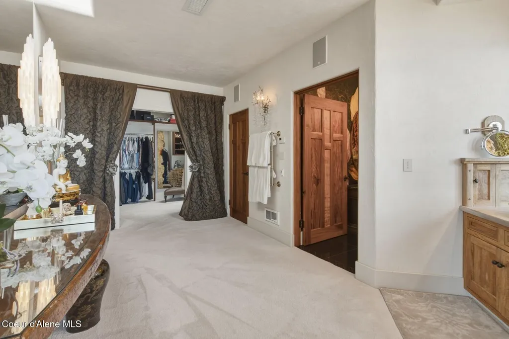 552 Loch Haven Sagle ID 83860