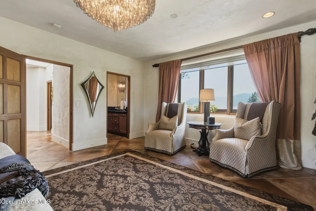 552 Loch Haven Sagle ID 83860