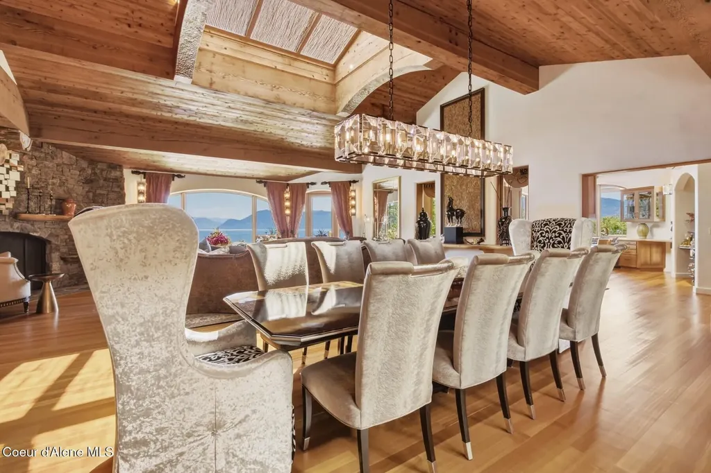 552 Loch Haven Sagle ID 83860