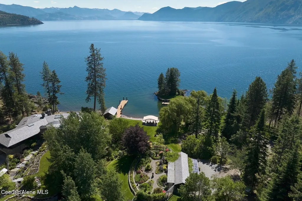 552 Loch Haven Sagle ID 83860