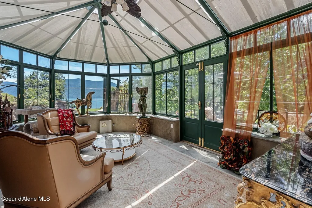 552 Loch Haven Sagle ID 83860