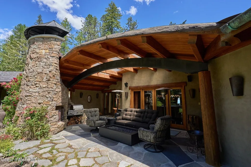 552 Loch Haven Sagle ID 83860
