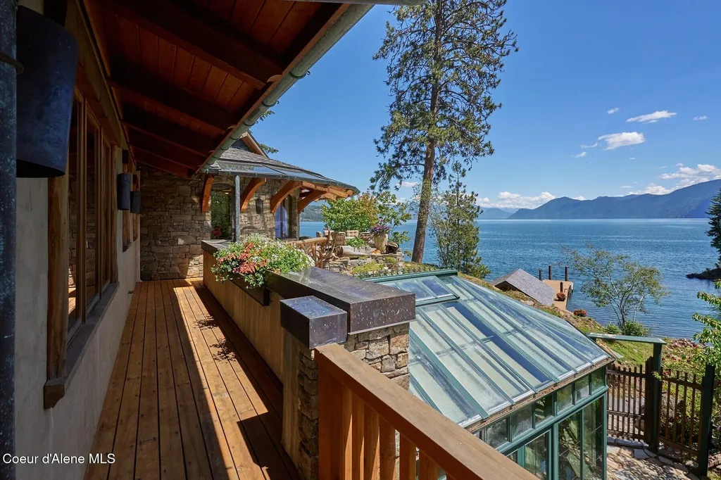 552 Loch Haven Sagle ID 83860