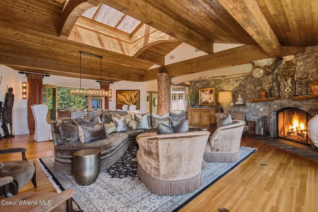 552 Loch Haven Sagle ID 83860