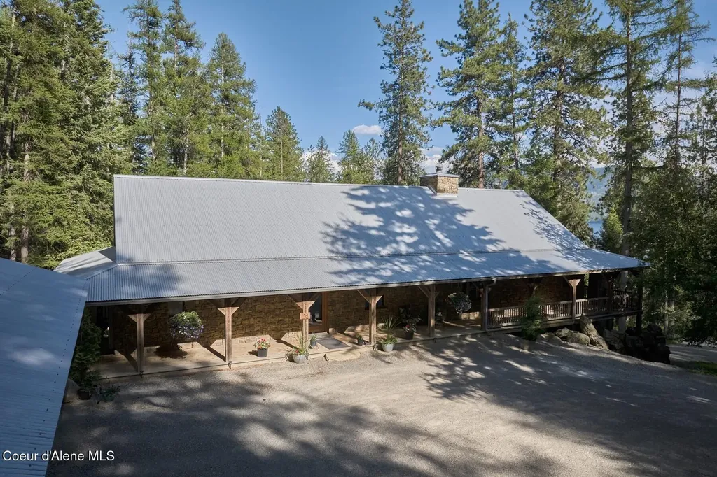 552 Loch Haven Sagle ID 83860