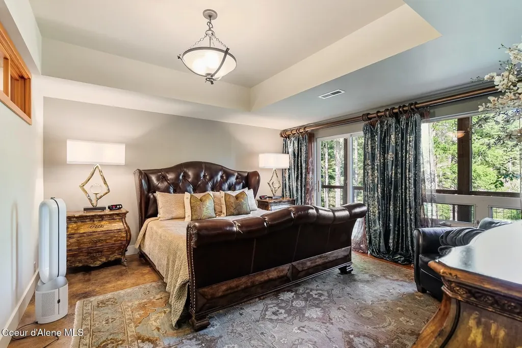 552 Loch Haven Sagle ID 83860