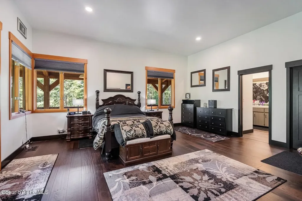 552 Loch Haven Sagle ID 83860