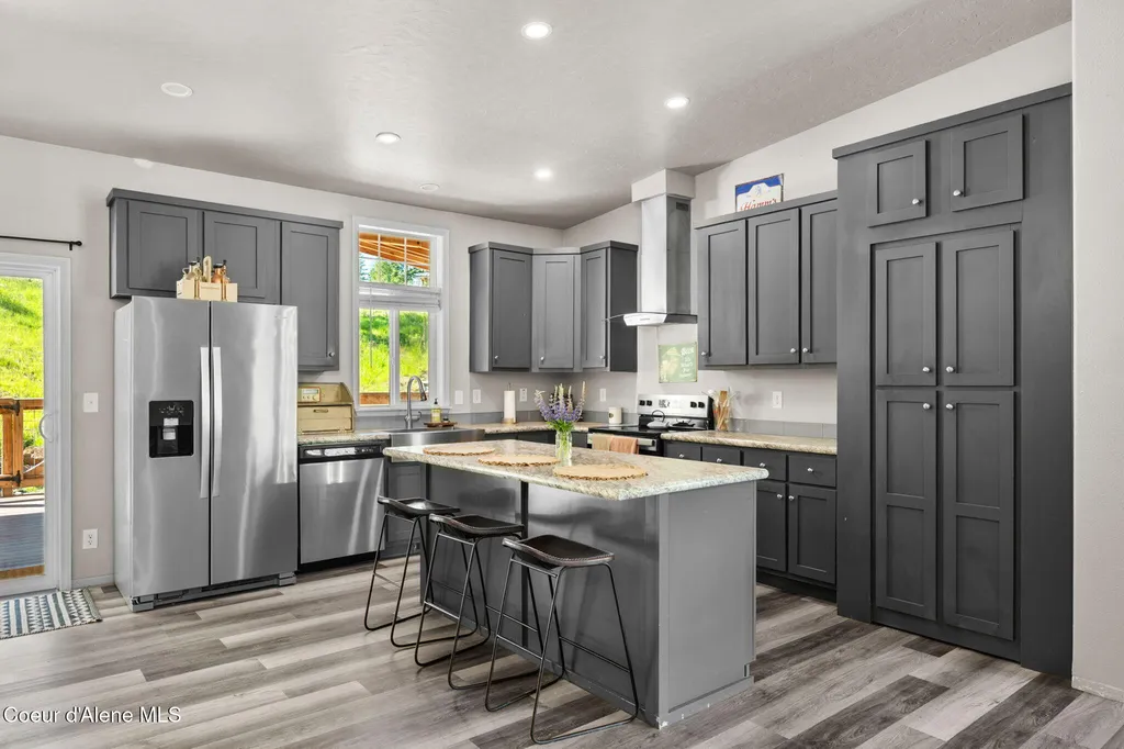 1446 Sagle Creek Road Sagle ID 83860