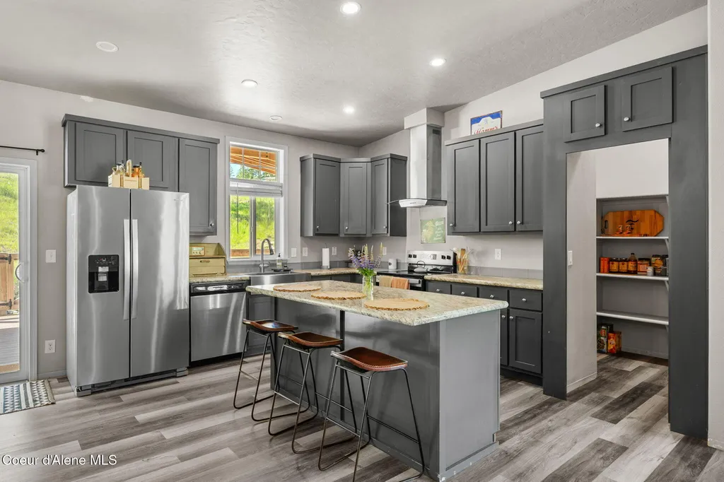 1446 Sagle Creek Road Sagle ID 83860